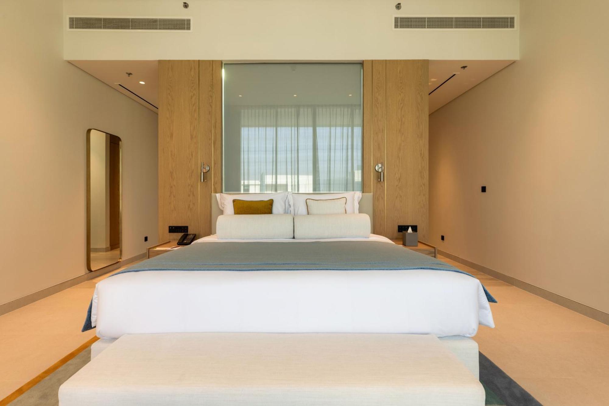 Ajman Hotel & Villas By Blazon Hotels Exterior foto A bedroom at the hotel