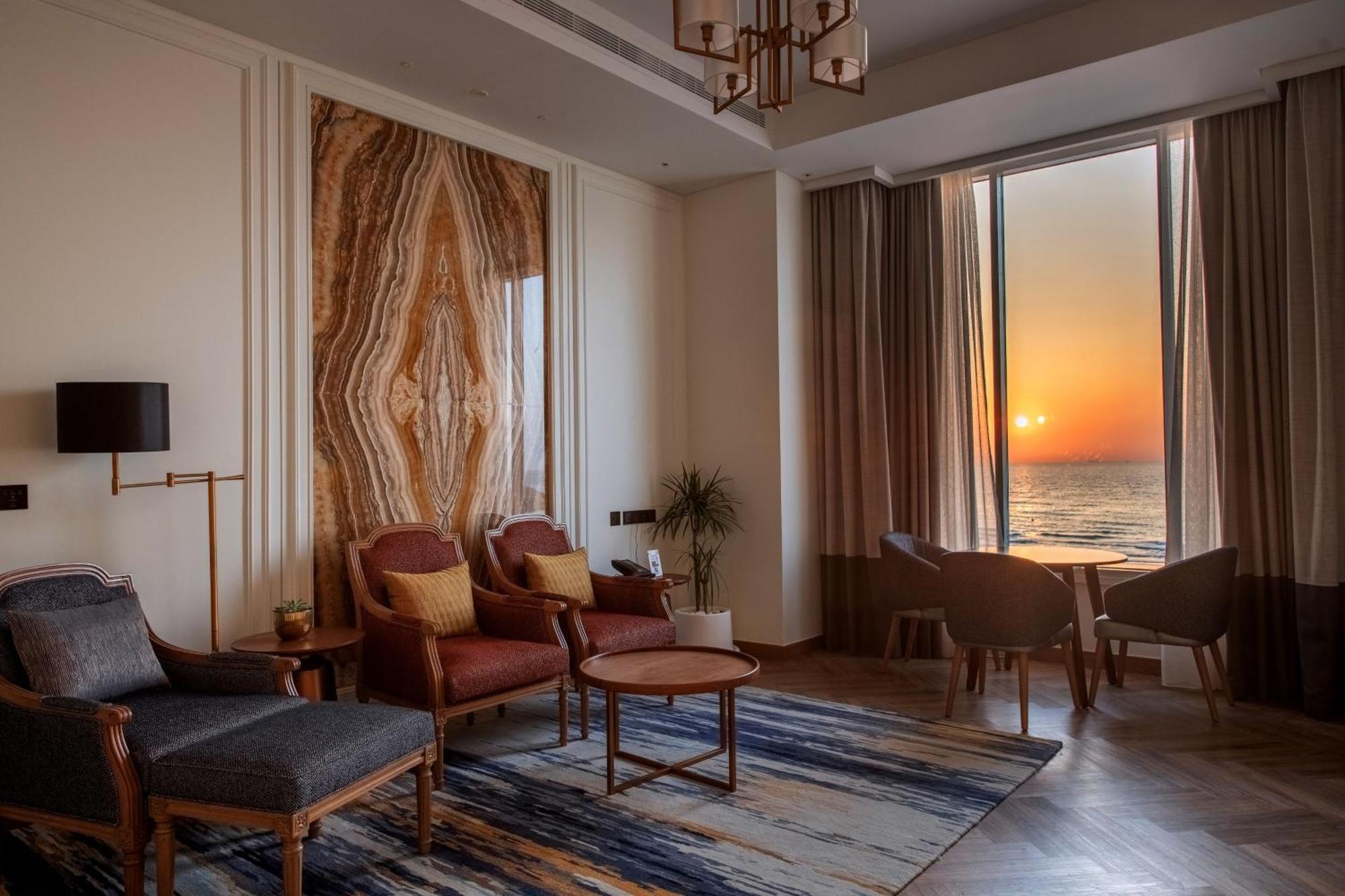 Ajman Hotel & Villas By Blazon Hotels Exterior foto A suite at the Taj Mahal Palace