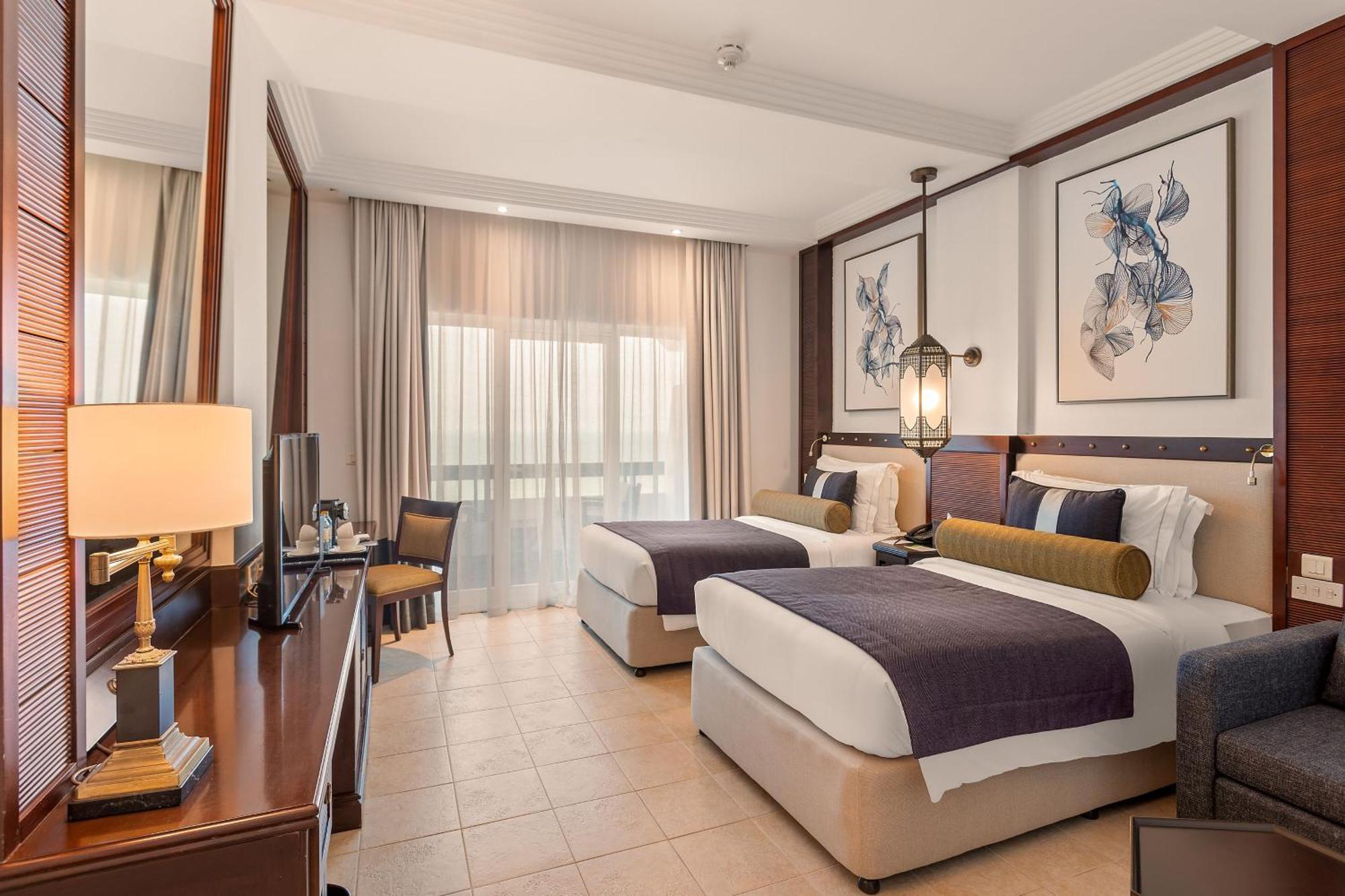 Ajman Hotel & Villas By Blazon Hotels Exterior foto Deluxe Room