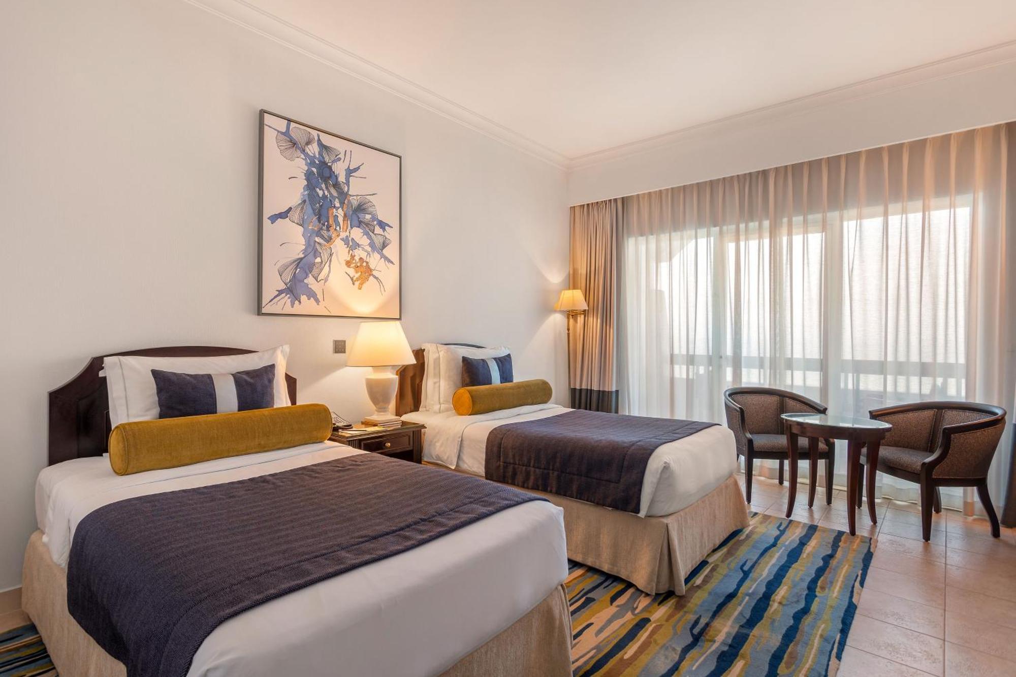 Ajman Hotel & Villas By Blazon Hotels Exterior foto Deluxe room