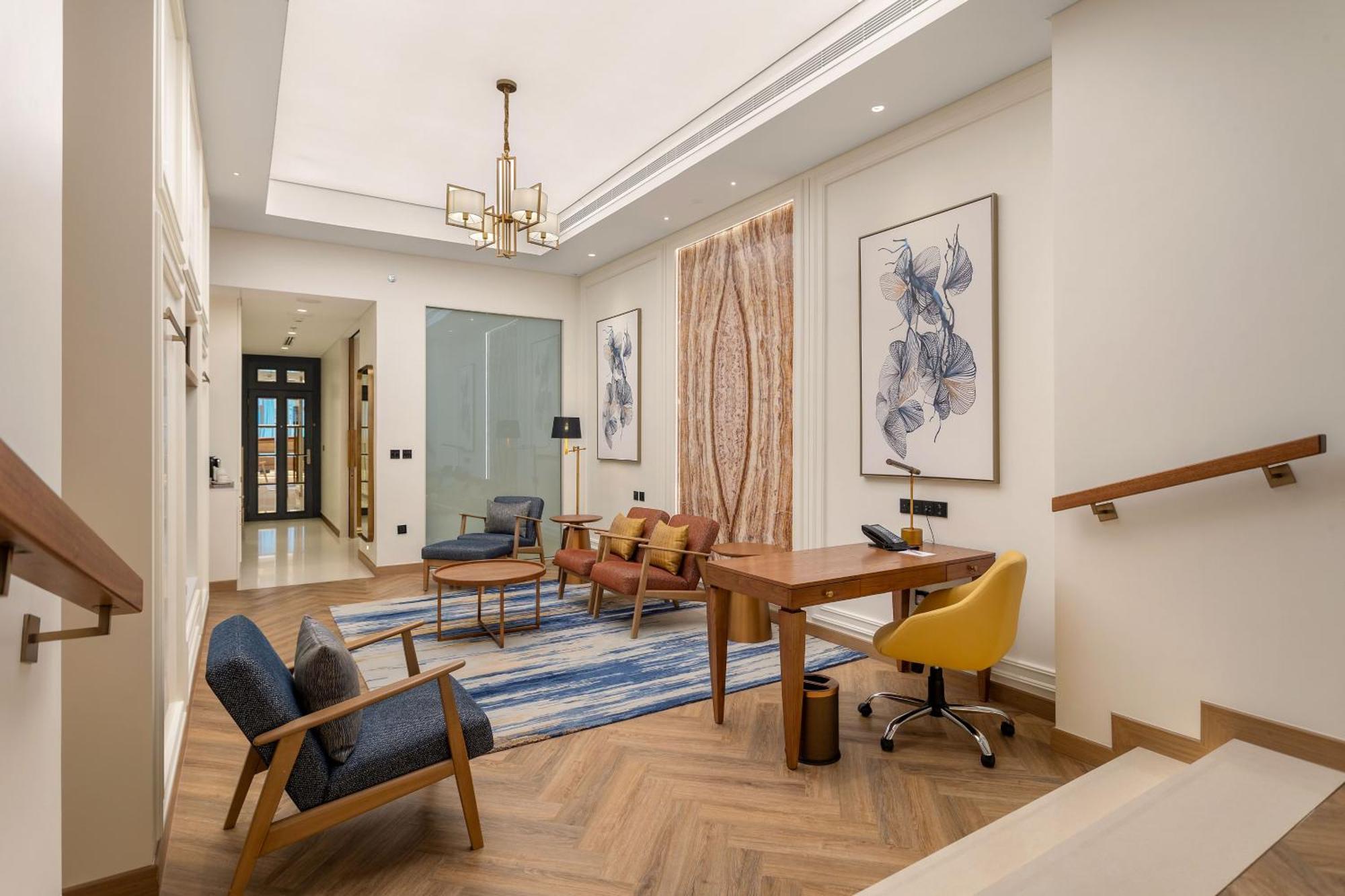 Ajman Hotel & Villas By Blazon Hotels Exterior foto The interior of a suite at the hotel