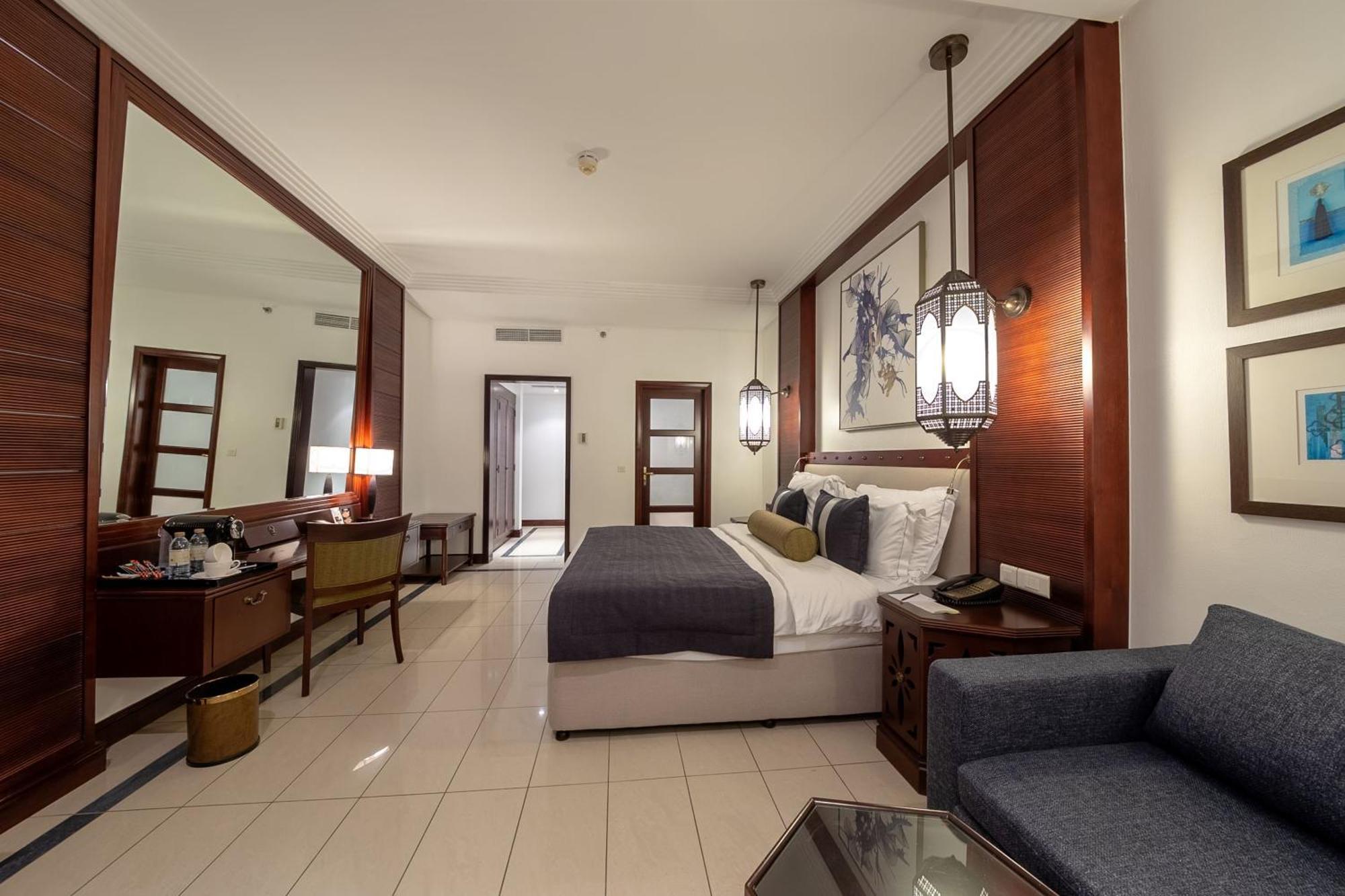 Ajman Hotel & Villas By Blazon Hotels Exterior foto A room at the hotel